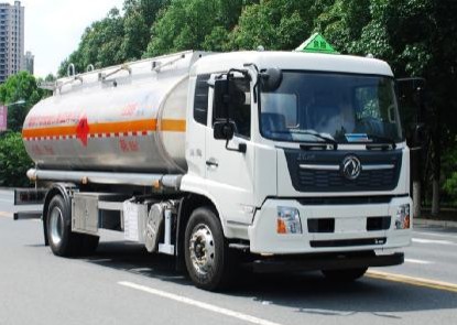 國(guó)六東風(fēng)天錦16.6方雙倉油罐車 國(guó)六東風(fēng)天錦16.6方雙倉油罐車